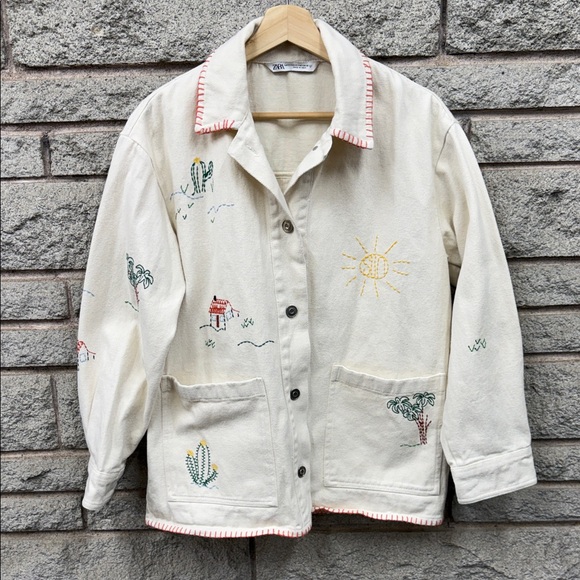 Zara Jackets & Blazers - Rare 🔥Zara Cream Embroidered Utility Jacket